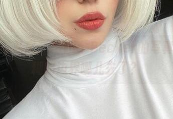 眼镜与私房:Alina Becker的写真,模糊的边界哪儿去了?