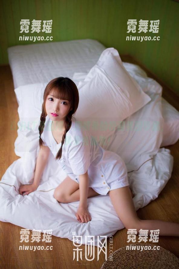 GIRLT果团网-周妍希 GIRLT果团网 - 周妍希的校园美图珍藏,快来偷偷瞧!
