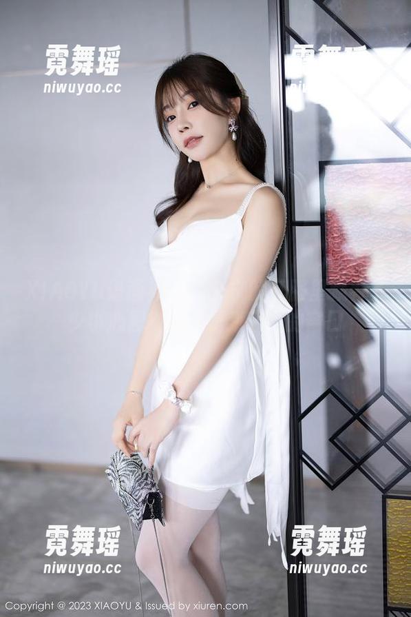 XIAOYU语画界-唐宁宁 XIAOYU语画界 - 唐宁宁的礼服里藏着多少小心思?美图是我窥探的窗口