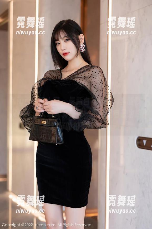 Xiuren秀人网-李丽莎 Xiuren秀人网 - 最新白裙展示,李丽莎又一次让大家闭嘴,唉,真希望自己也能有这样的拍照运气。