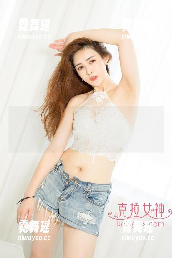 克拉女神-嘉萌 克拉女神 - 每次看到嘉萌的“素雅凉高”美图,我都会想,她到底有多喜欢搭配,简直是个搭配怪才!