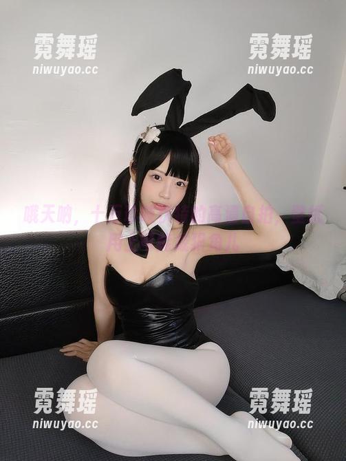 哦天呐，十万珍吱伏特的高清自拍，壁纸用上可能成狠角儿