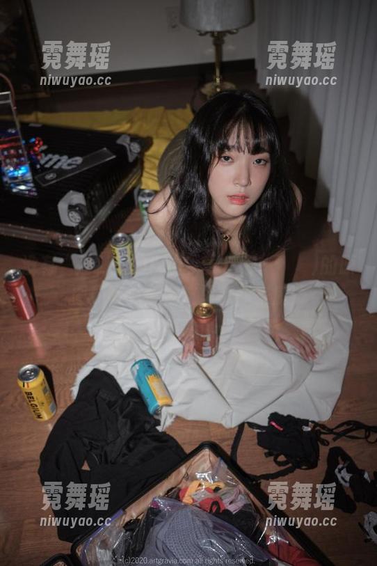 没有“控制”的自由？姜仁卿(강인경)的原图和写真全在这里等你来质疑