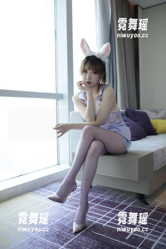 分享小女巫露娜的毛衣，图库里都在默默为这件绝美单品打Call！