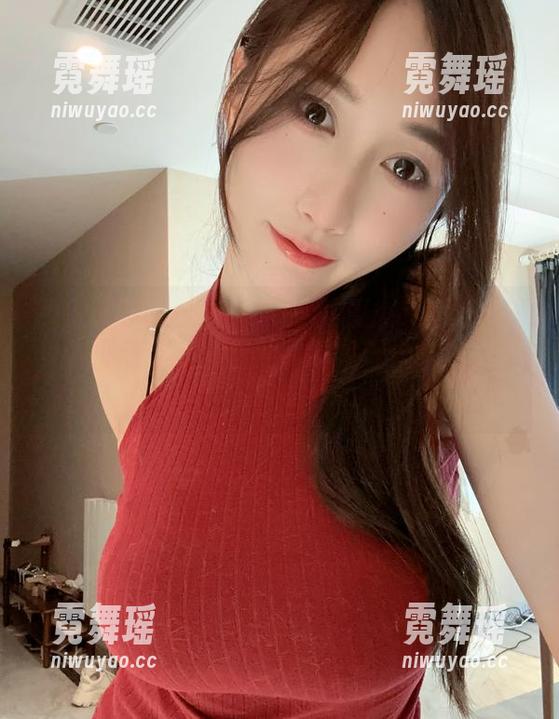 小玉吃果冻 微密圈 - 小玉吃果冻的紫色上衣美图分享,保证让你每个提纲挈领的理由都忍俊不禁!