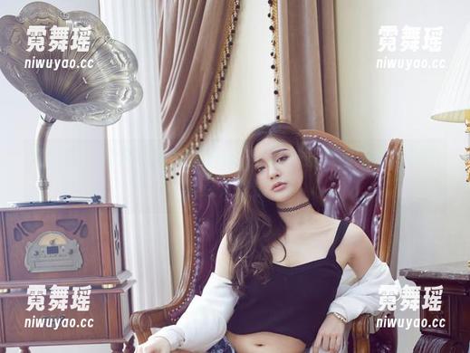 尤物馆-陆萱萱Cecilia 尤物馆 - 惊呆!陆萱萱Cecilia的校园美图精选,居然就这几张能撩
