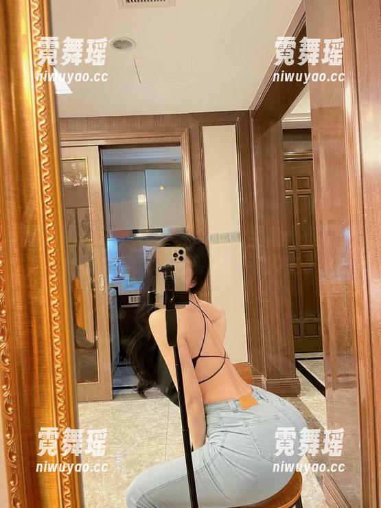 左公子666 微密圈 - 这是左公子666的全套网洞连体黑丝写真,我现在要去思考人生了。