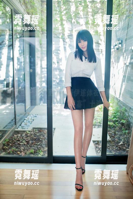 推女郎-杨伊 推女郎 - 这次更新的杨伊连体衣美图,能不能让我想喊“哇塞”十遍!