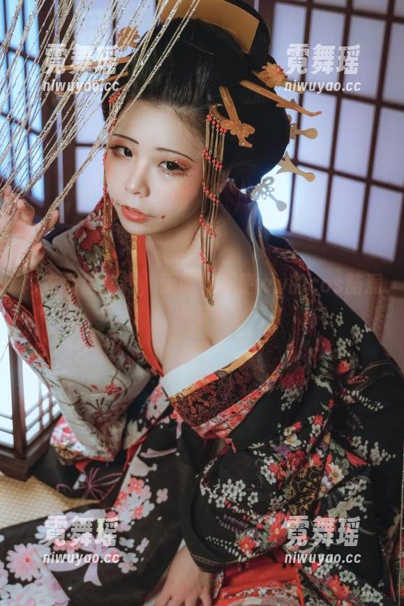 无颜小天使wy 内衣私房翻转,无颜小天使wy的cos脑洞大开!