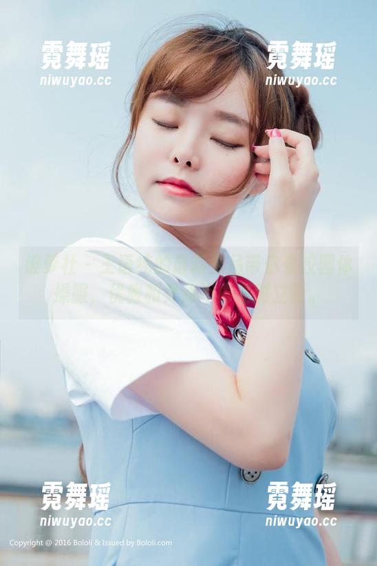 波萝社-王语纯 波萝社 - 王语纯的最新作品带你看校园体操服,优雅和灵动不再是对立面。