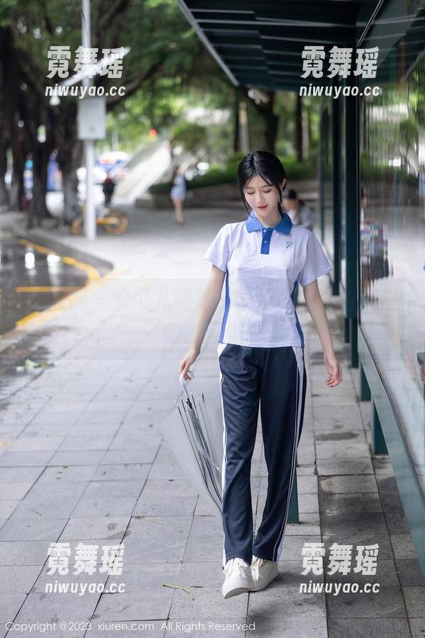 秀人网 - 安可儿的短裤乐章，原图合集里的漂浮美感