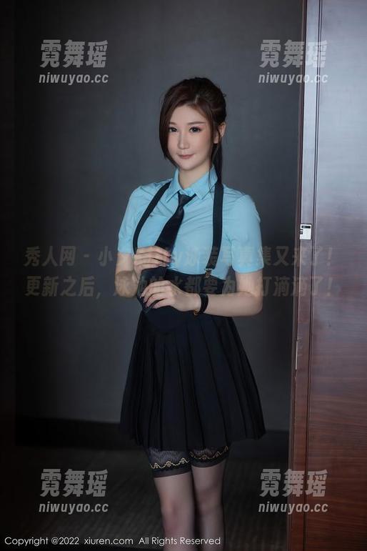 秀人网 - 小夕Kitty泳装写真集又来了！更新之后，泳池的水都要为她打滴滴了！