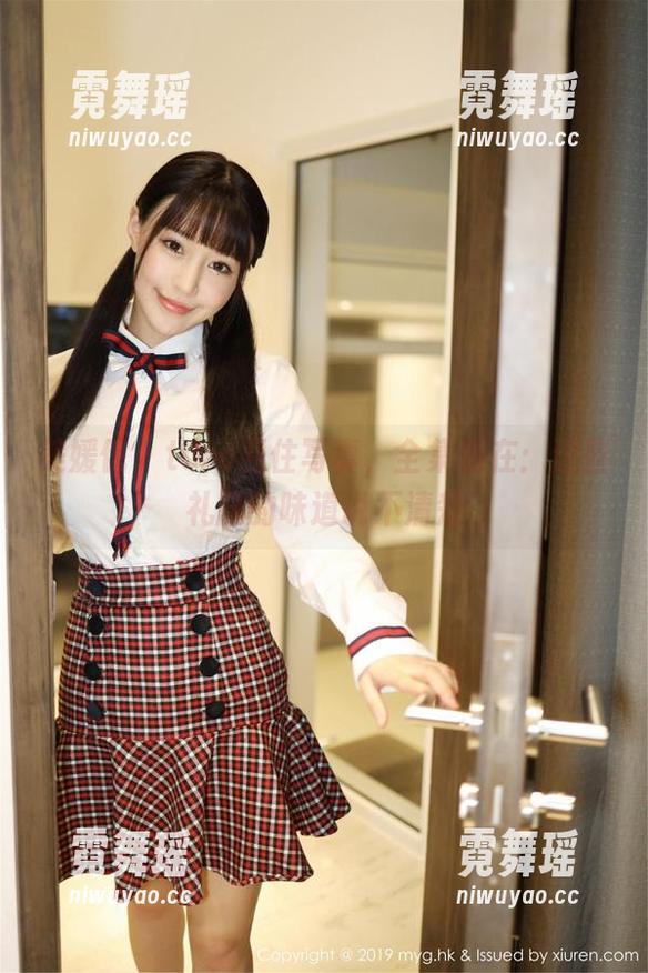 美媛馆-toro羽住 美媛馆 - toro羽住写真,全集都在:这些礼服的味道说不清楚