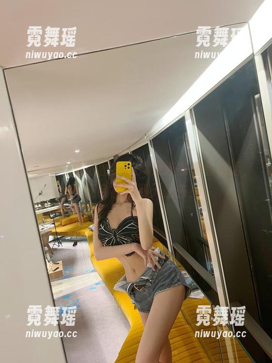 葛征 微密圈 - 精选图片:如果连衣裙会说话,葛征会被夸到天上去!