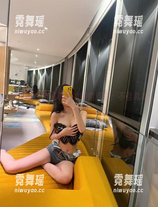 葛征 微密圈 - 浏览葛征的蝙蝠皮服:不会真有人想穿吧?