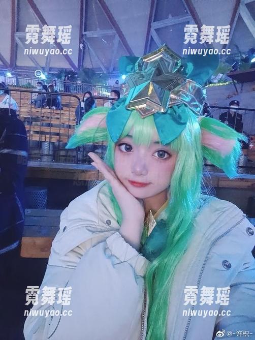 许枳 略显朦胧的白丝私拍,许枳你好奇又让人想解读这份美图啊。