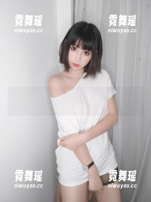 雯粥粥i 雯粥粥i丝袜写真新鲜出炉,更新太快,眼睛都跟不上了吧?
